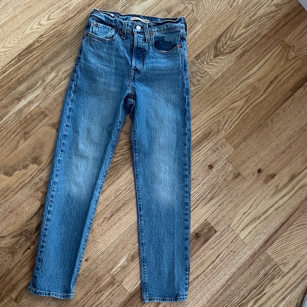 Classic Blue Wash Levi’s